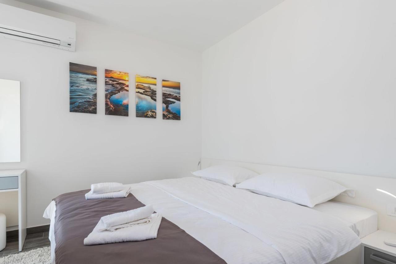 Apartments Poseidon 스레세르 외부 사진