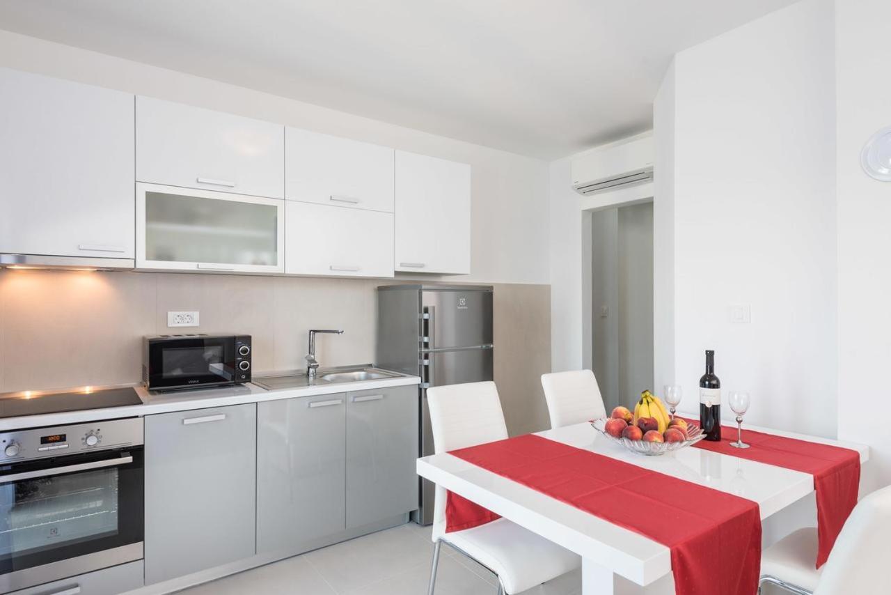 Apartments Poseidon 스레세르 외부 사진
